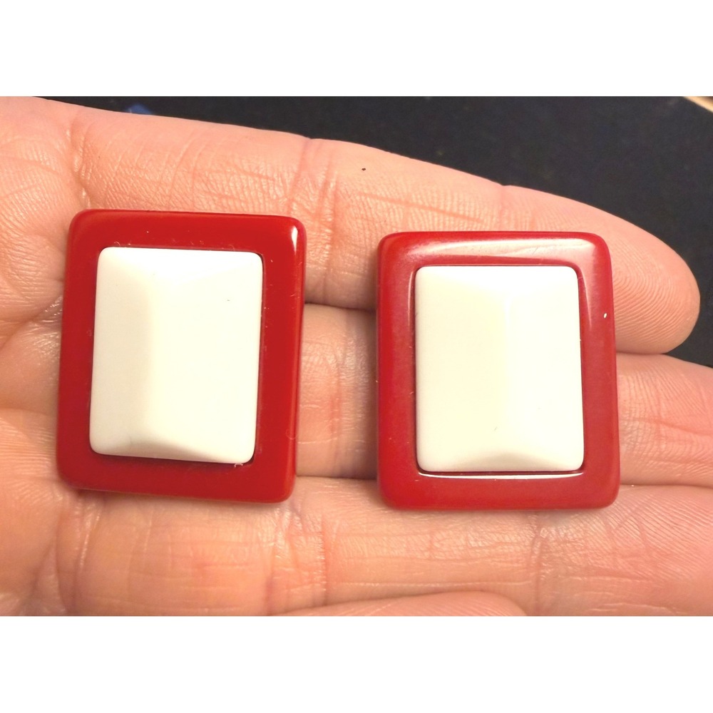 Vintage 80s Mod Red White Geometric Rectangle Stud Earrings Retro Pop Art